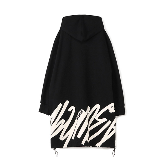 BIG HOODIE背面